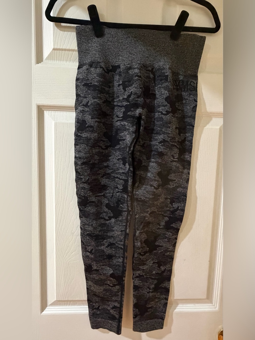 Gymshark - Black Camo Leggings